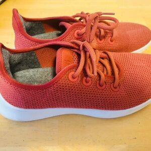Allbirds Women’s red Tree Runners size 10